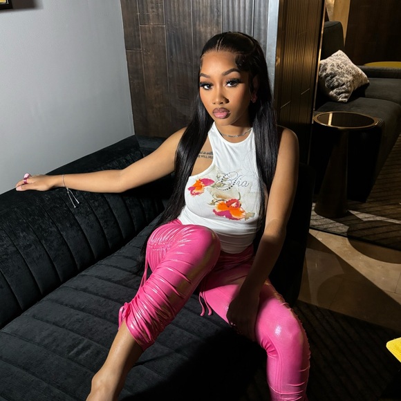 I.AM.GIA Set - Picture 3 of 4